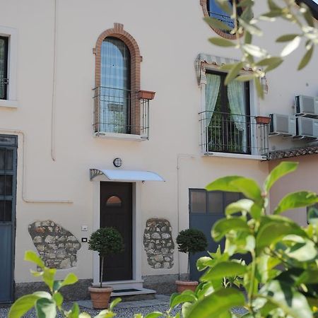 Casa Vacanze Dalmolin Hotel Валеджо сул Минчио Екстериор снимка