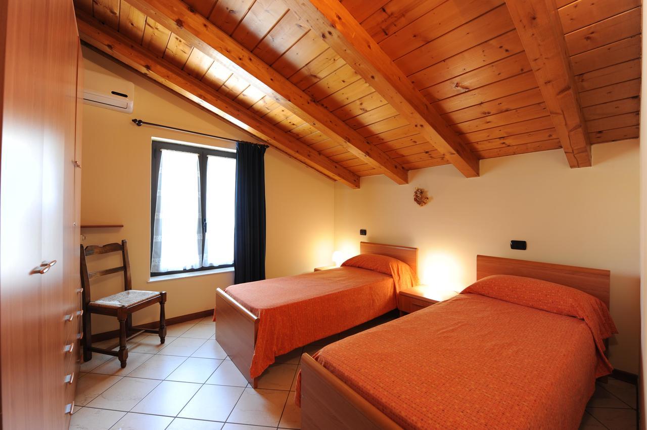 Casa Vacanze Dalmolin Hotel Валеджо сул Минчио Екстериор снимка